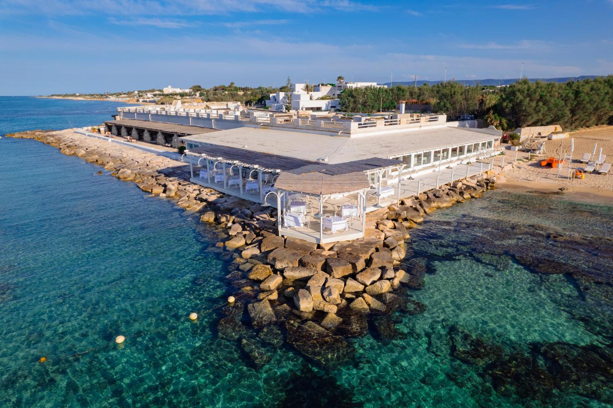 La Peschiera Hotel Monopoli Exterior photo